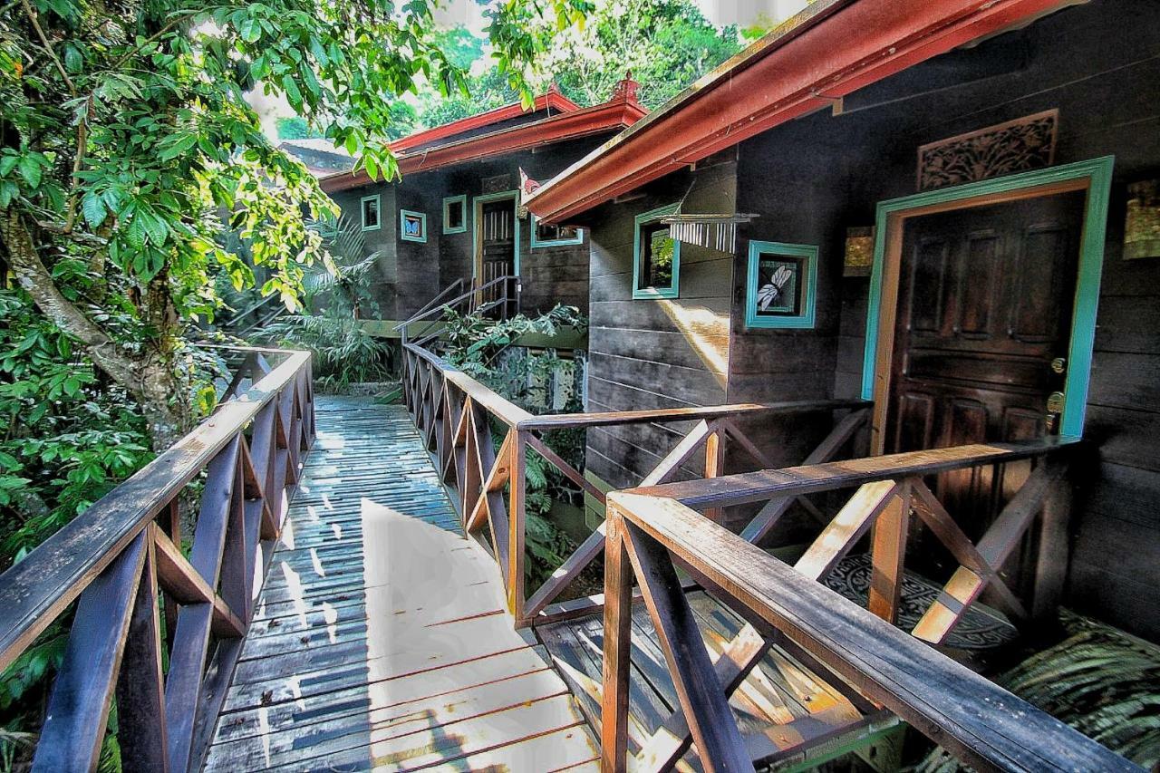 Waterfall Villas Baru ภายนอก รูปภาพ